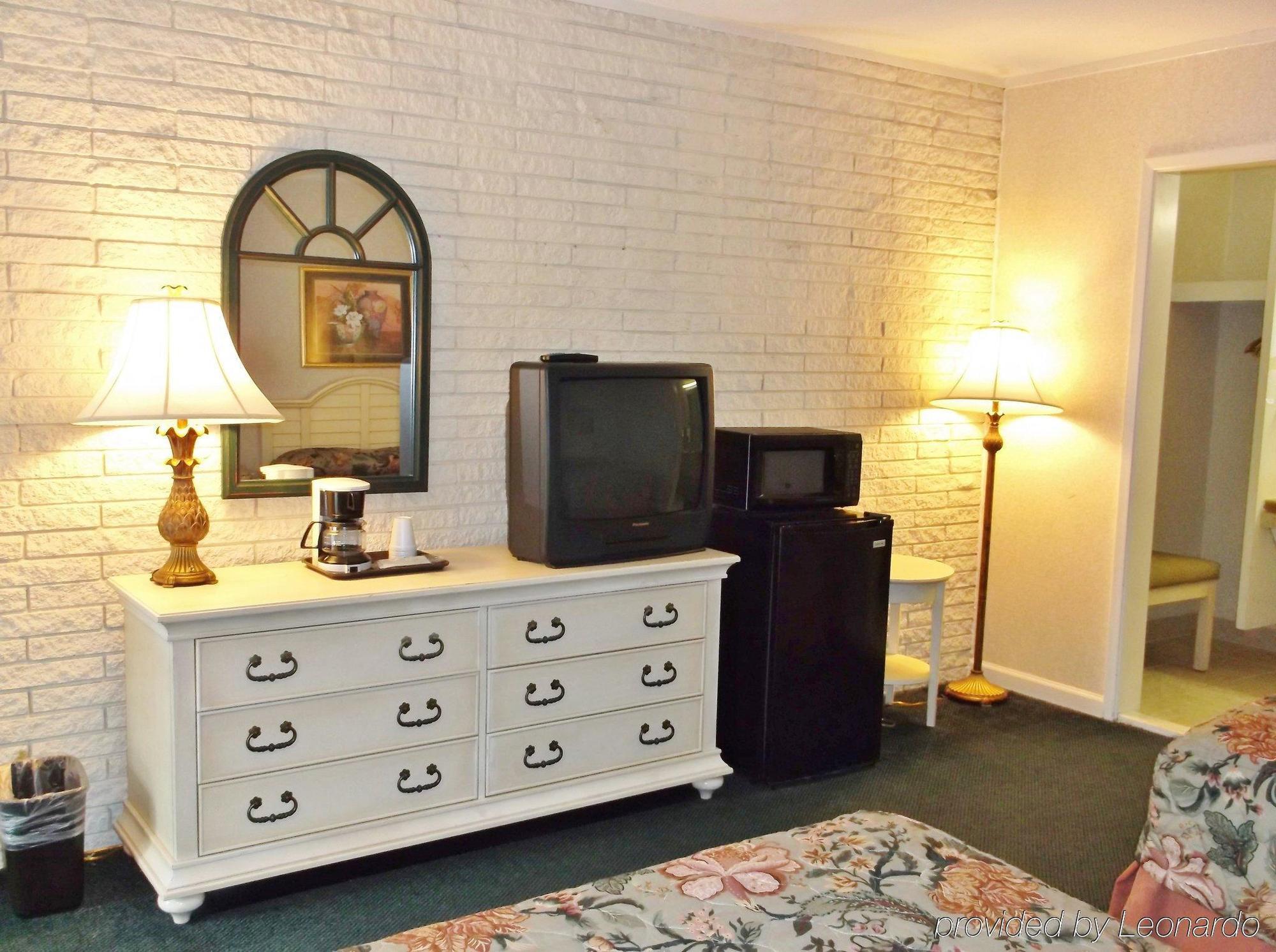 Azalea Inn & Suites วิลมิงตัน ภายนอก รูปภาพ